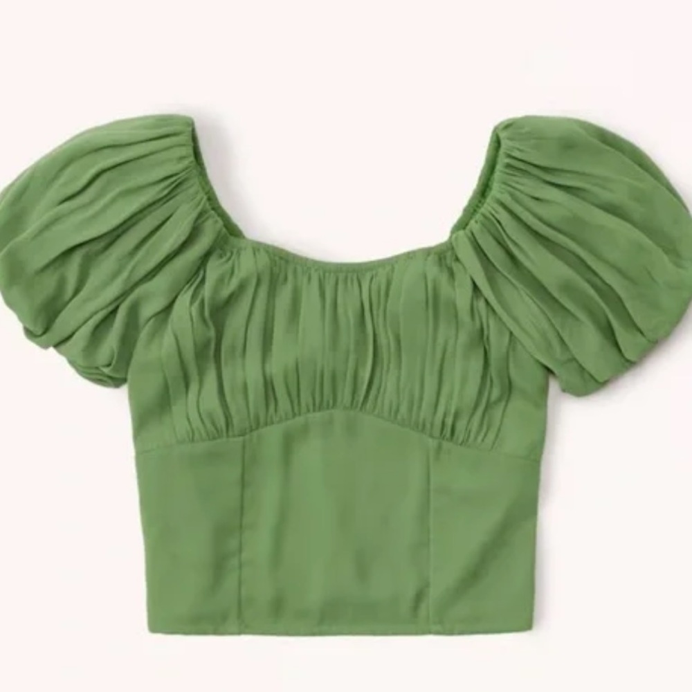 Ruched puff sleeve scoop neck top